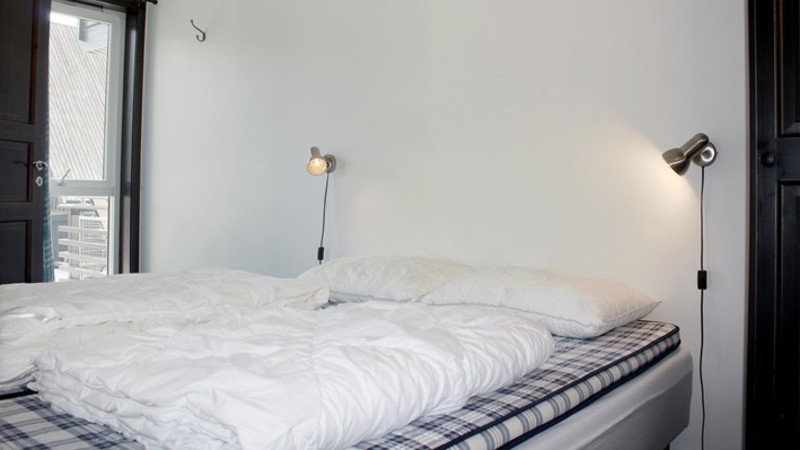 Staven A har 2 sovrum. Detta med en dubbelsäng (går att separera lite grann).